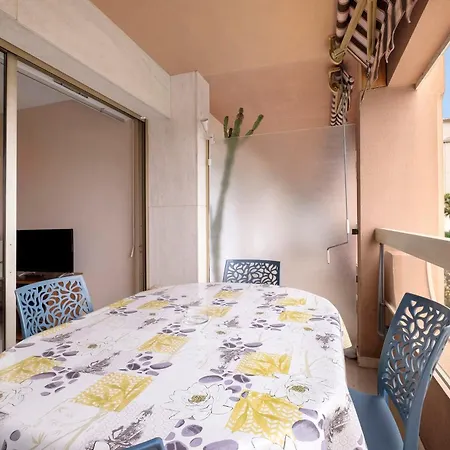 - Piscine Et Vue Sur Le Port Ferienhaus *